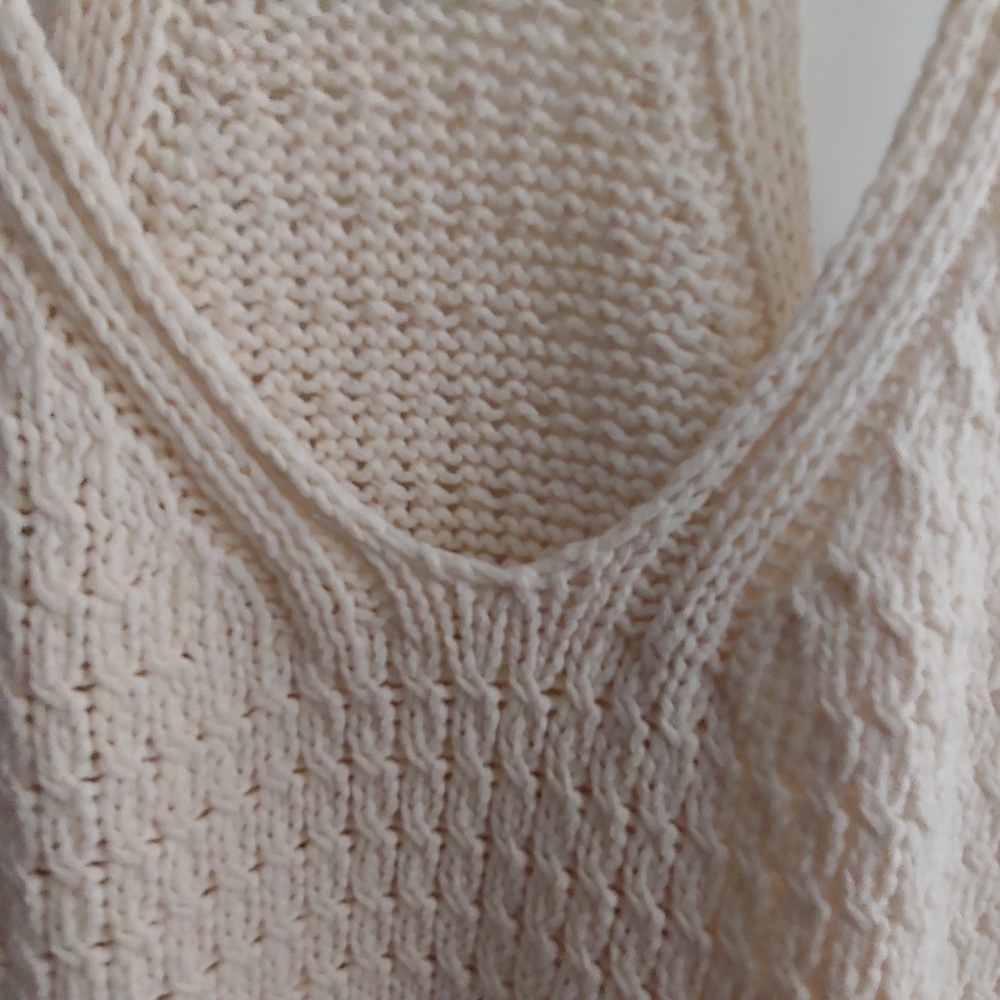 Moth Tank Sweater - Picture 3 of 3